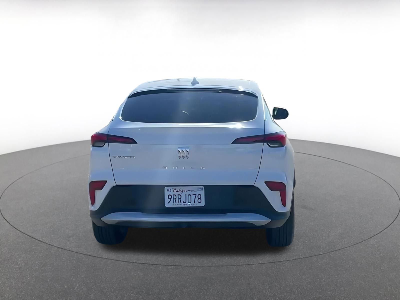 Used 2025 Buick Envista Preferred image 14