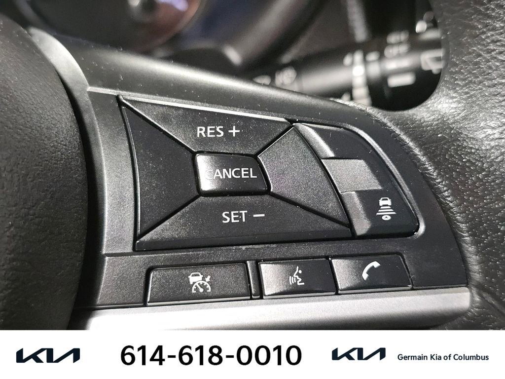 Used 2021 Nissan Kicks SV image 32