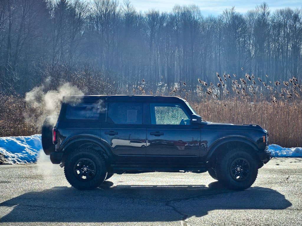 Used 2024 Ford Bronco Wildtrak image 2