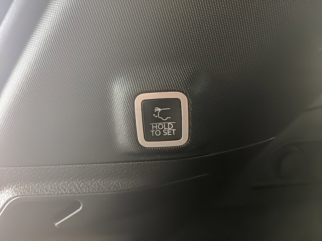 Used 2025 Jeep Grand Cherokee Summit image 10