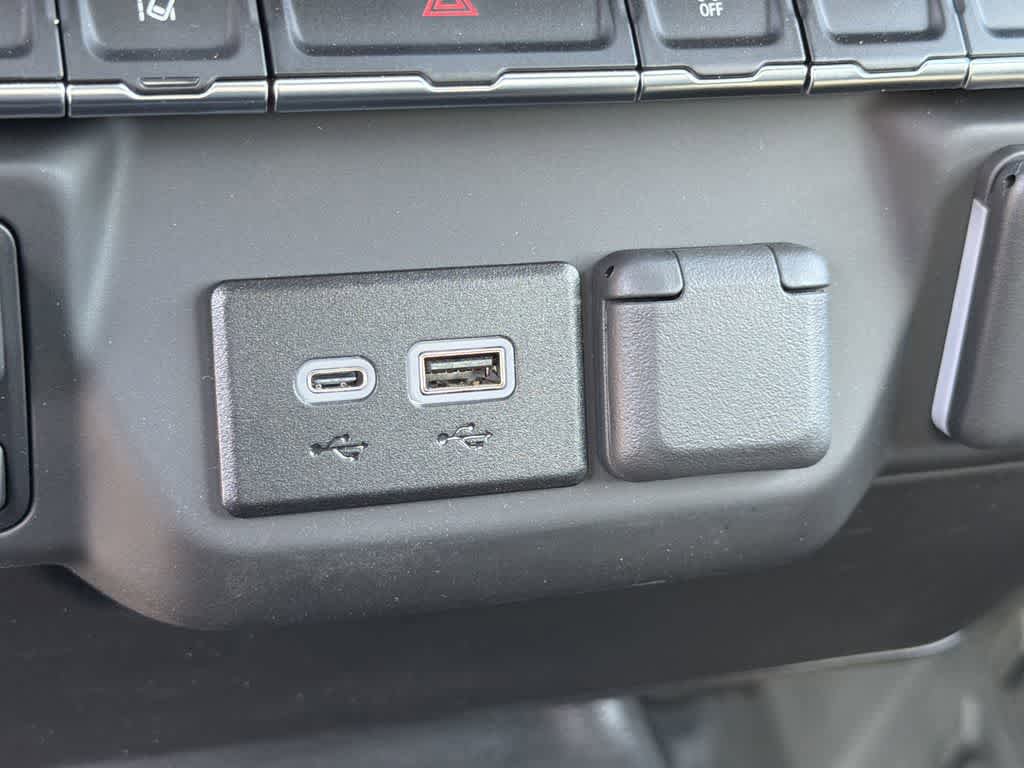 New 2025 GMC Sierra 2500 Pro w/ Convenience Package RWD image 40