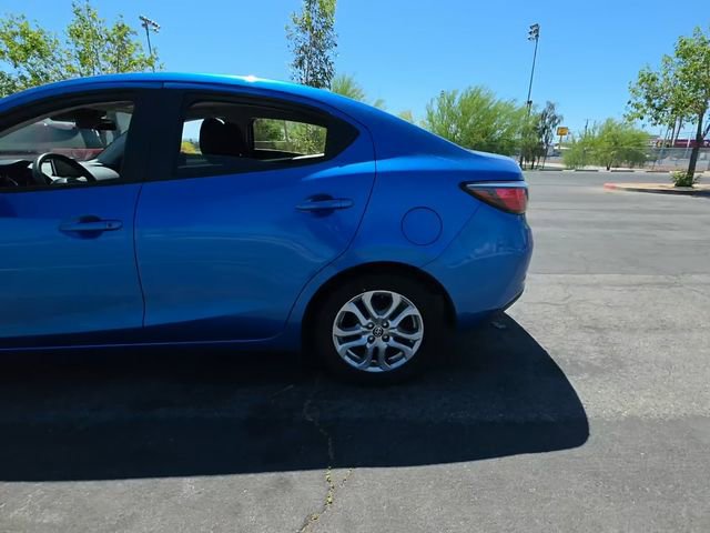 Used 2016 Scion iA FWD image 2