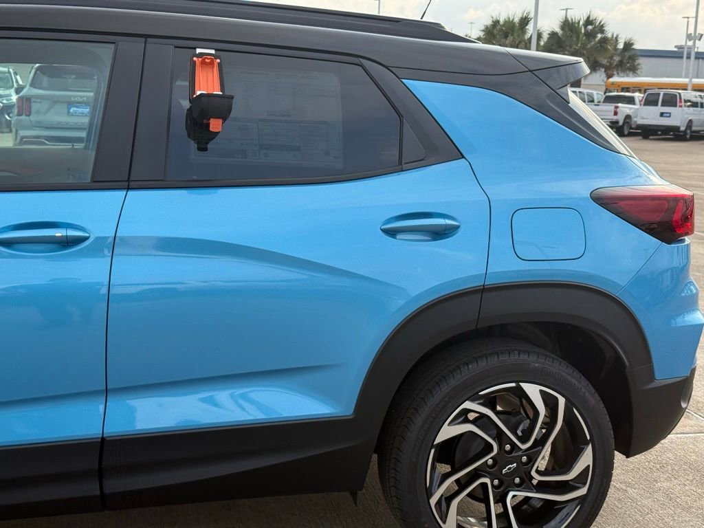 New 2026 Chevrolet TrailBlazer RS w/ Convenience Package FWD image 17