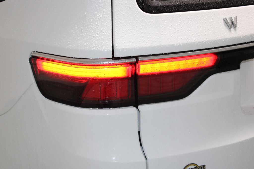 Used 2024 Jeep Wagoneer Series II image 58