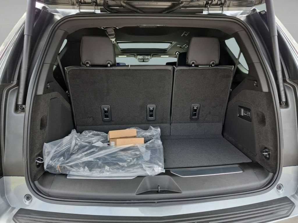 New 2026 Cadillac Escalade Sport w/ Touring Package AWD/4WD image 26