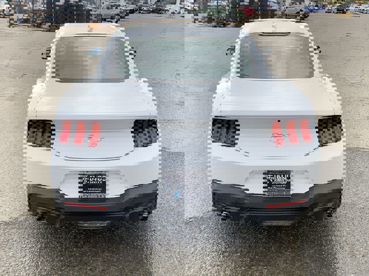 New 2025 Ford Mustang Coupe image 7