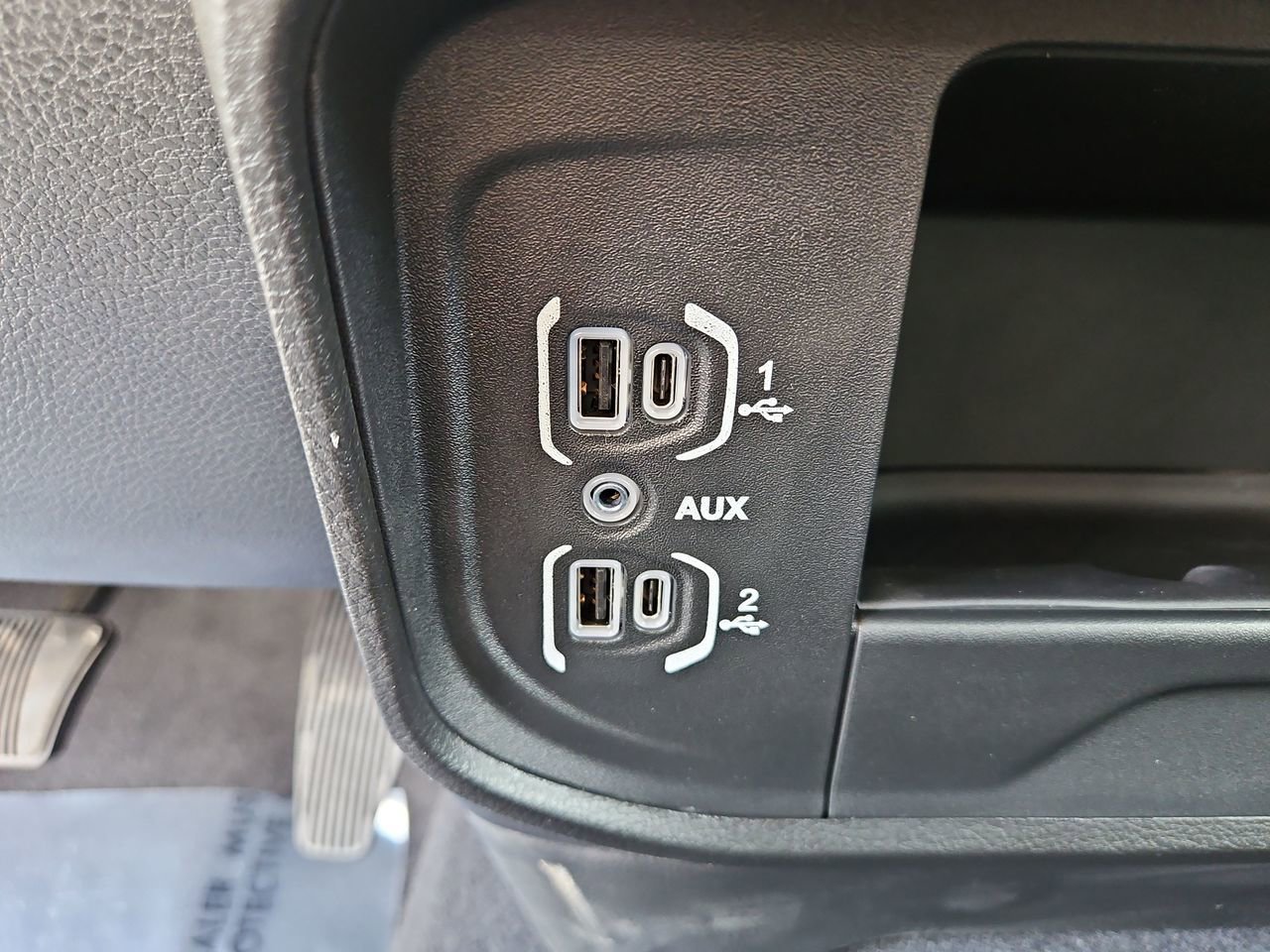 New 2026 RAM 3500 Big Horn image 26