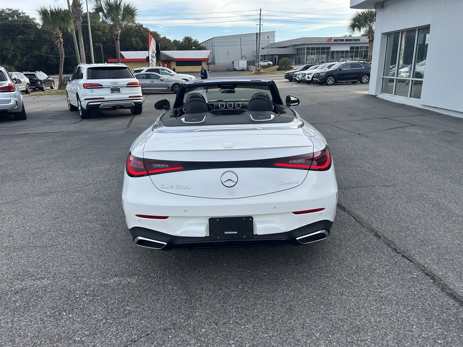 Used 2024 Mercedes-Benz CLE 300 4MATIC Cabriolet image 6