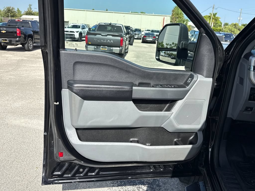 Used 2023 Ford F250 XLT w/ 360-Degree Camera Package AWD/4WD image 12
