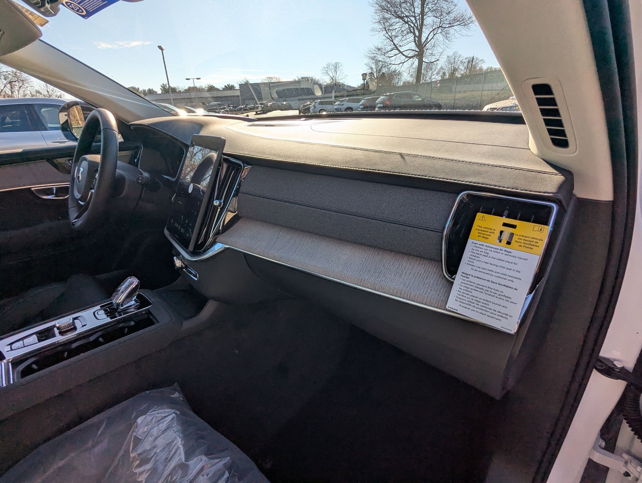 New 2026 Volvo XC90 T8 Ultra w/ Protection Package Premier image 25