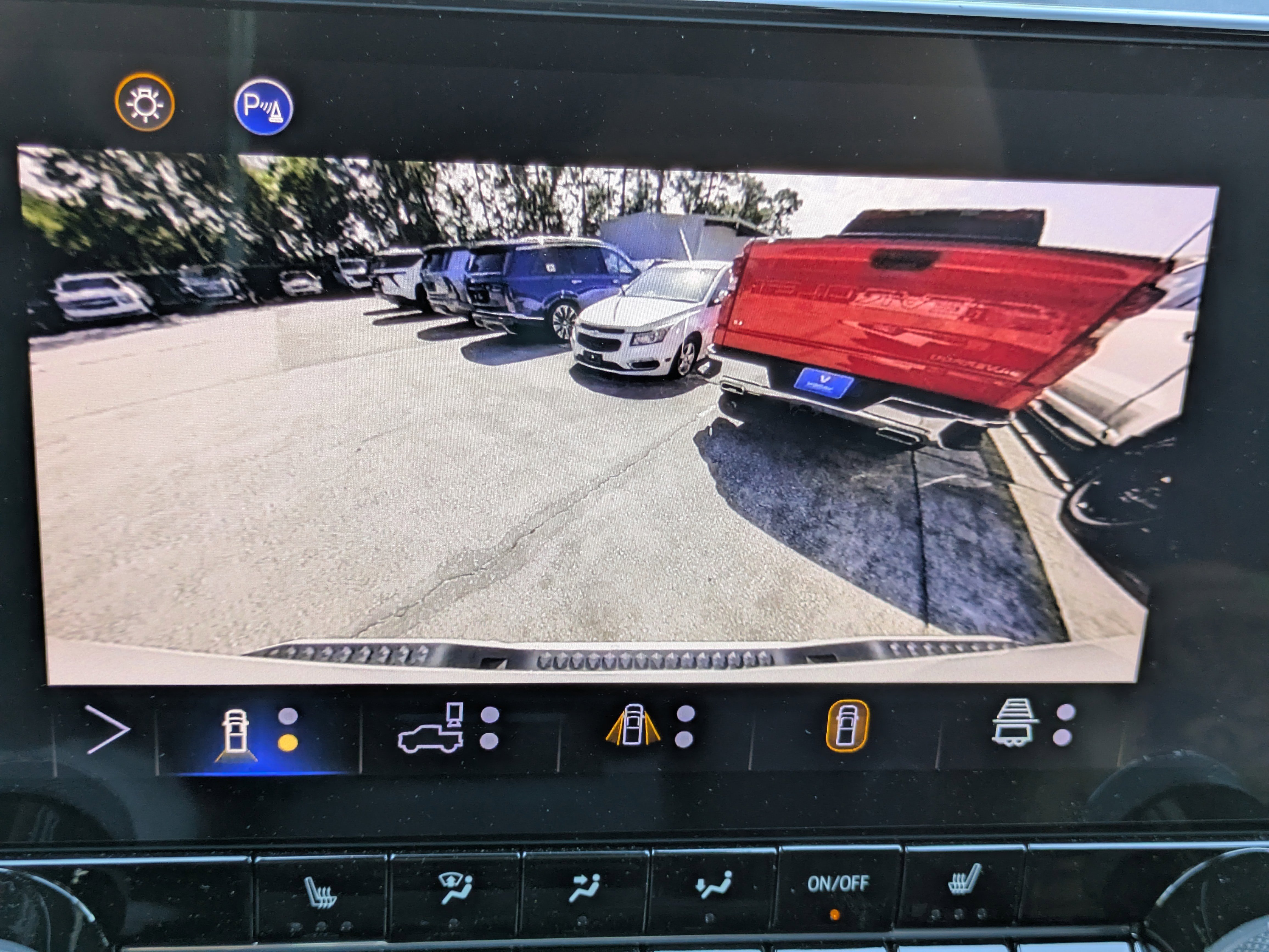 New 2025 Chevrolet Colorado W/T w/ WT Convenience Package II image 13