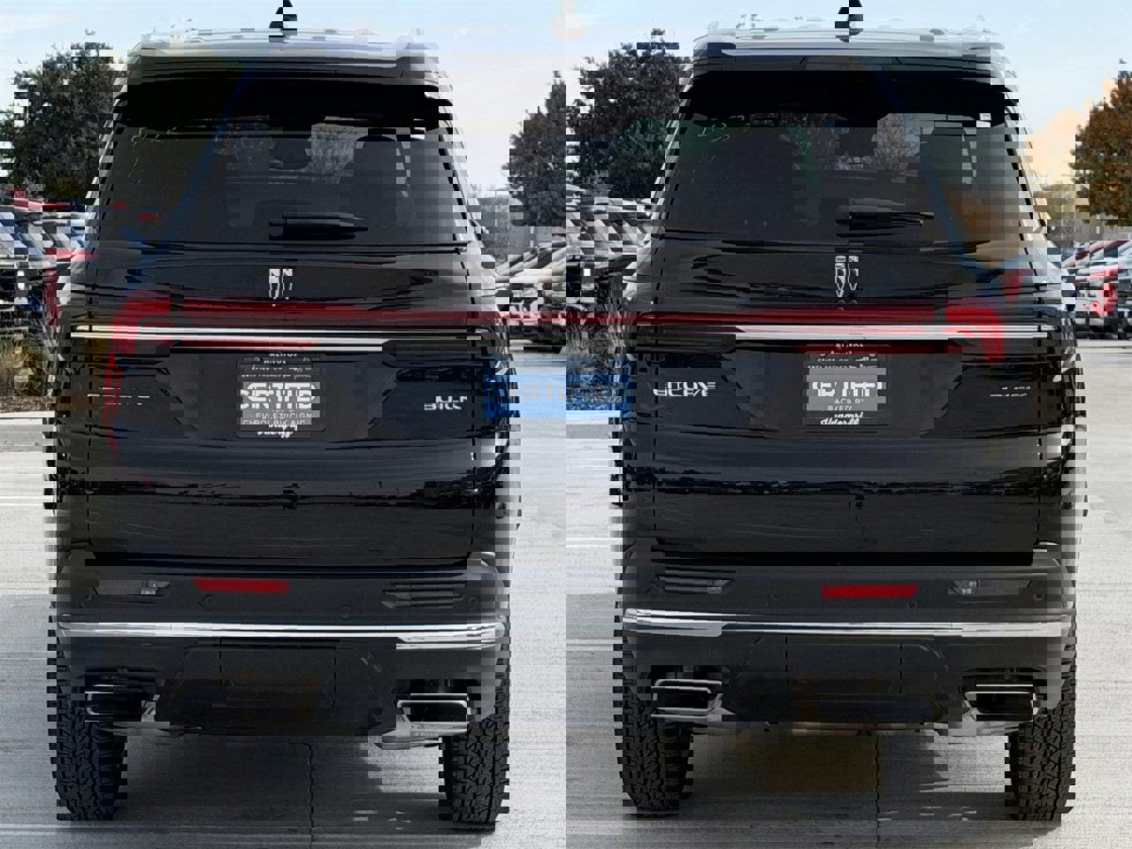 Certified 2025 Buick Enclave Preferred image 5