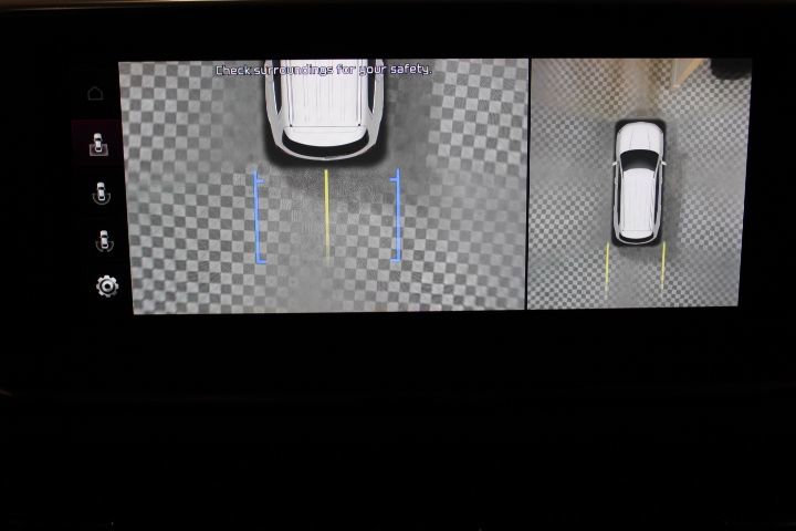 Used 2022 Kia Telluride SX w/ SX Prestige Package image 53