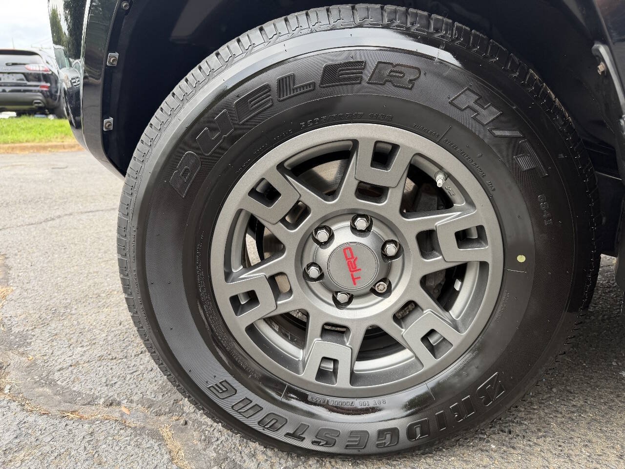 Used 2019 Toyota 4Runner TRD Off-Road Premium AWD/4WD image 24