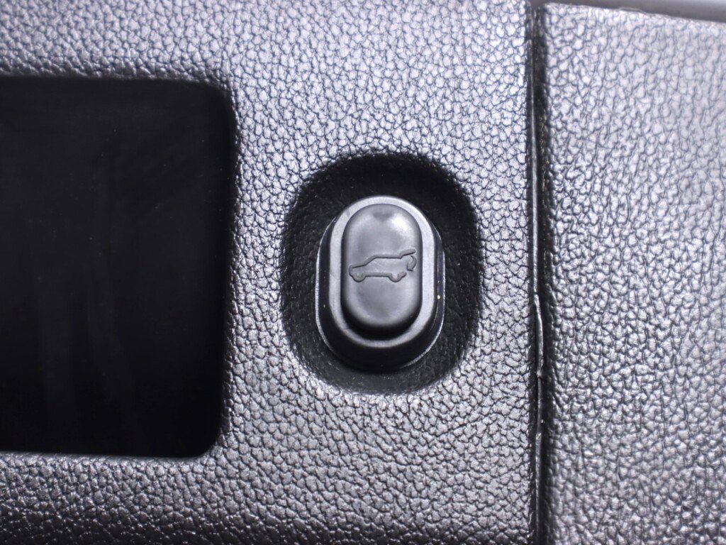 Used 2020 Chevrolet Tahoe LT AWD/4WD image 36
