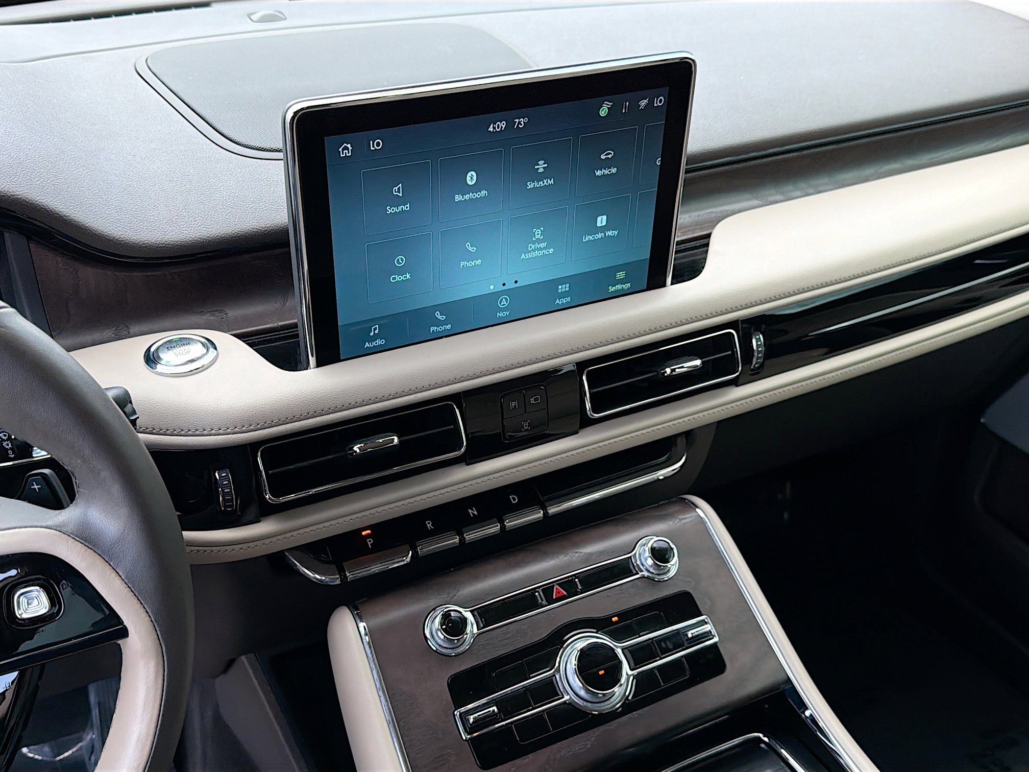 Used 2024 Lincoln Aviator Reserve w/ Equipment Group 201A RWD image 27