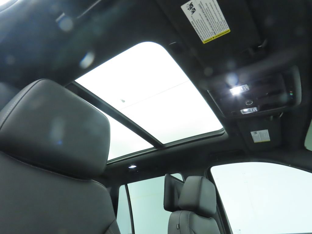 Used 2023 Chevrolet Tahoe Z71 w/ Z71 Off-Road Package image 19