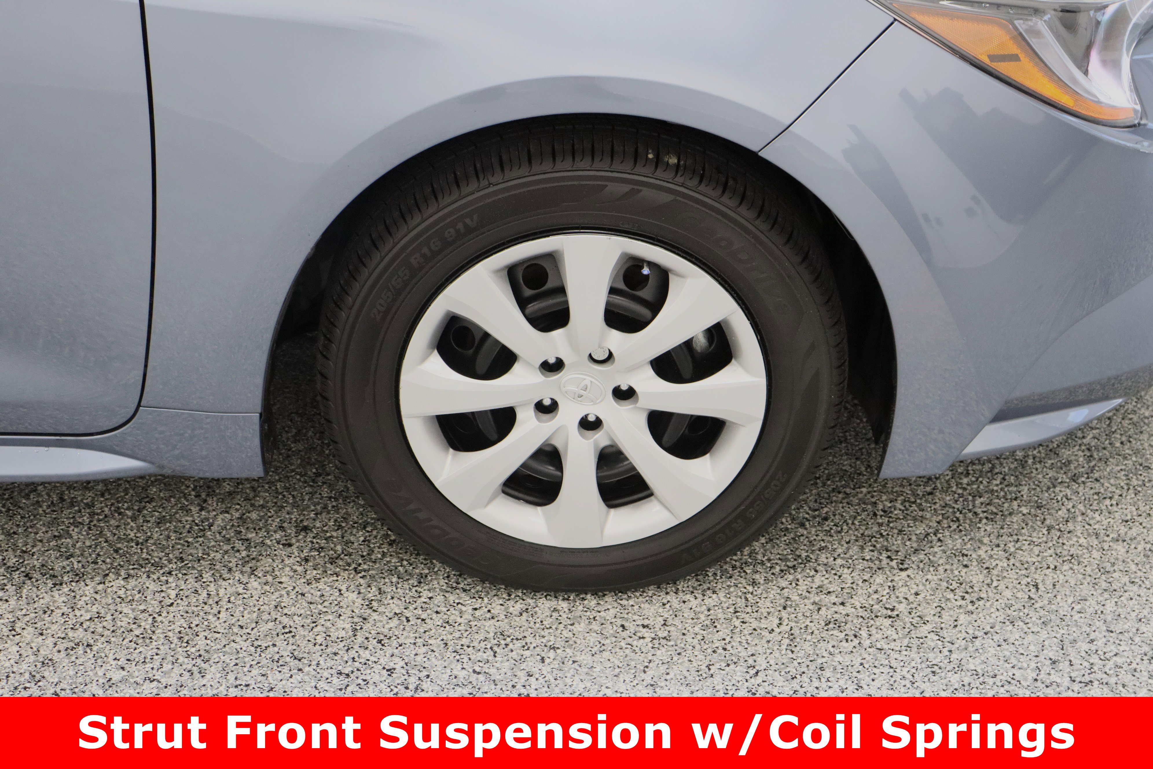 Certified 2025 Toyota Corolla LE FWD image 5