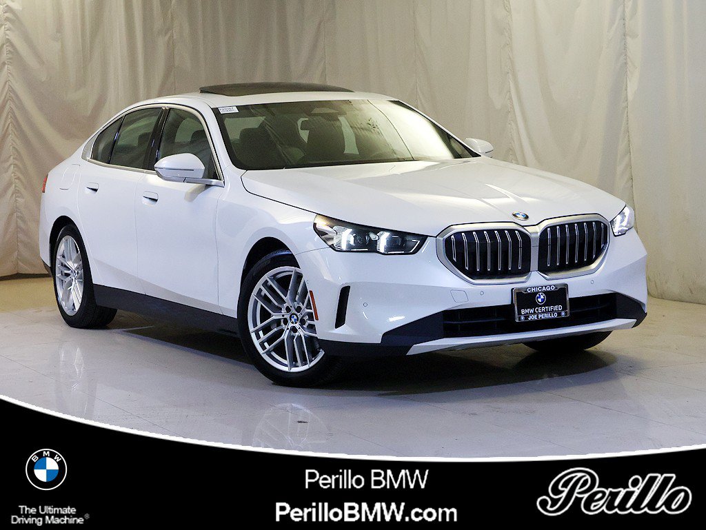 Certified 2025 BMW 530i xDrive AWD/4WD image 1