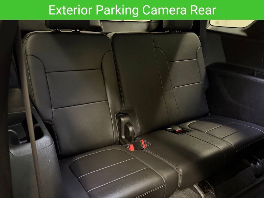 Certified 2023 Chevrolet Traverse LT w/ LPO, Floor Liner Package image 26