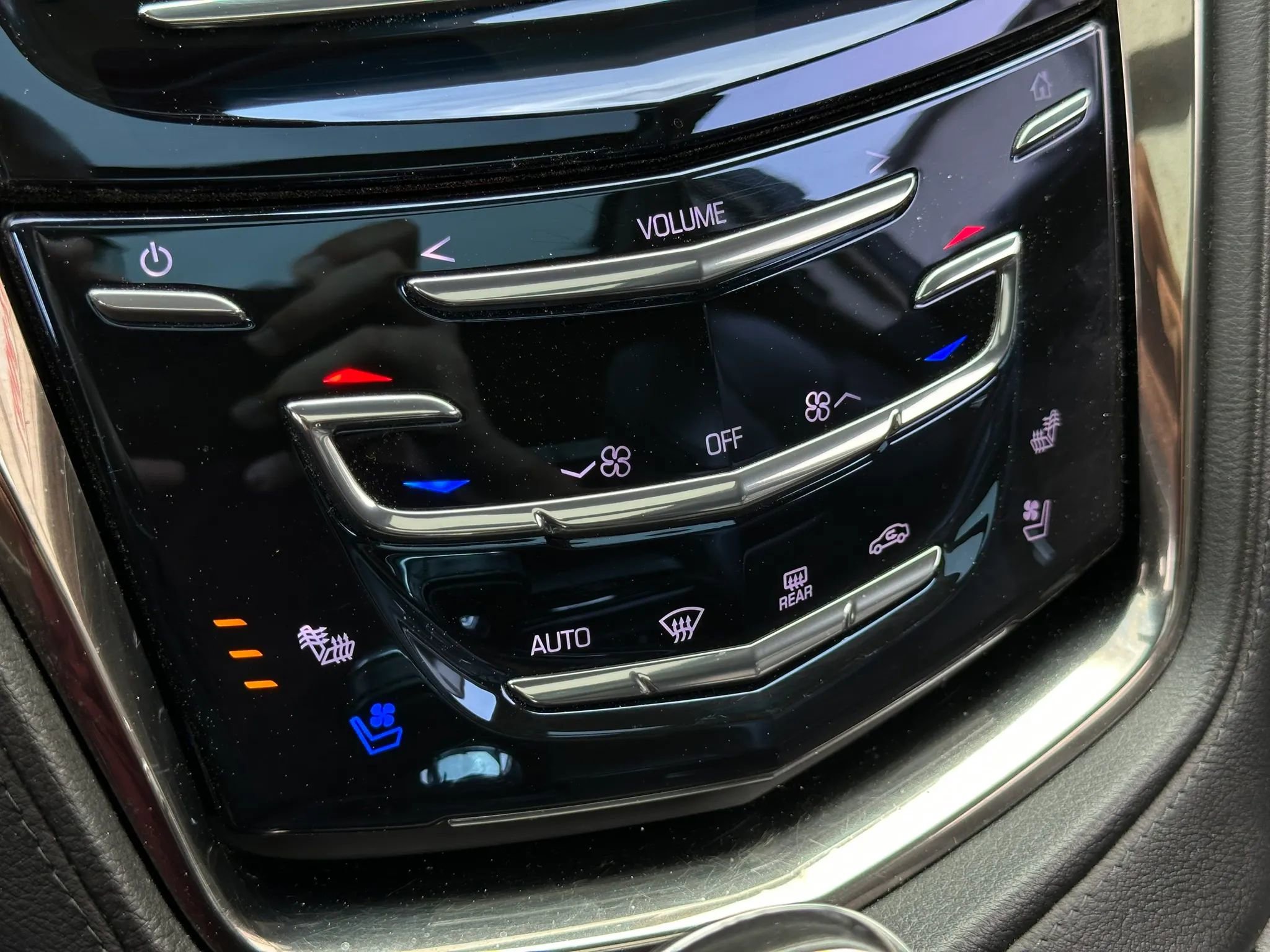 Used 2019 Cadillac CTS AWD Sedan w/ Seating Package image 37