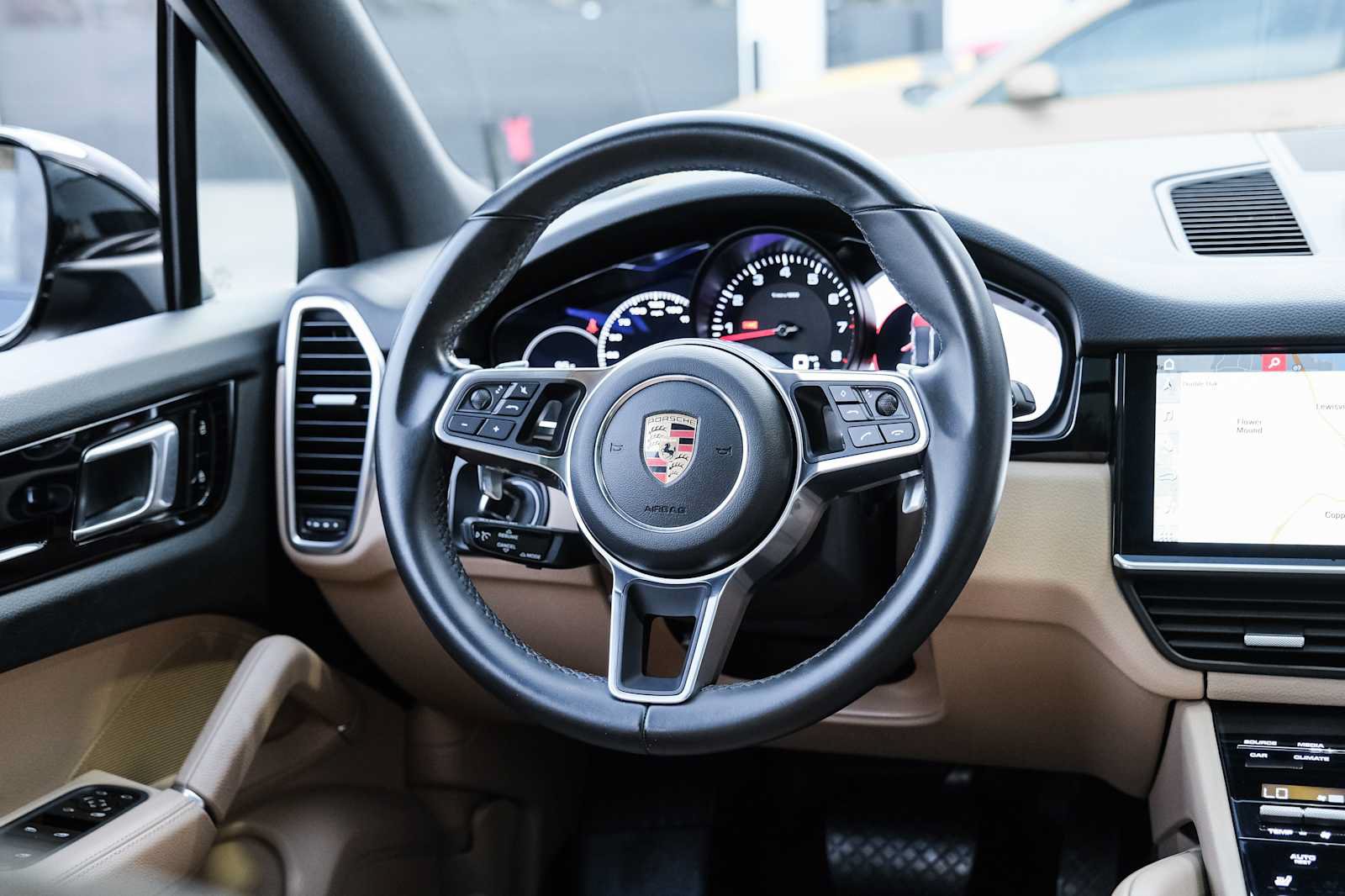 Used 2019 Porsche Cayenne AWD/4WD image 21