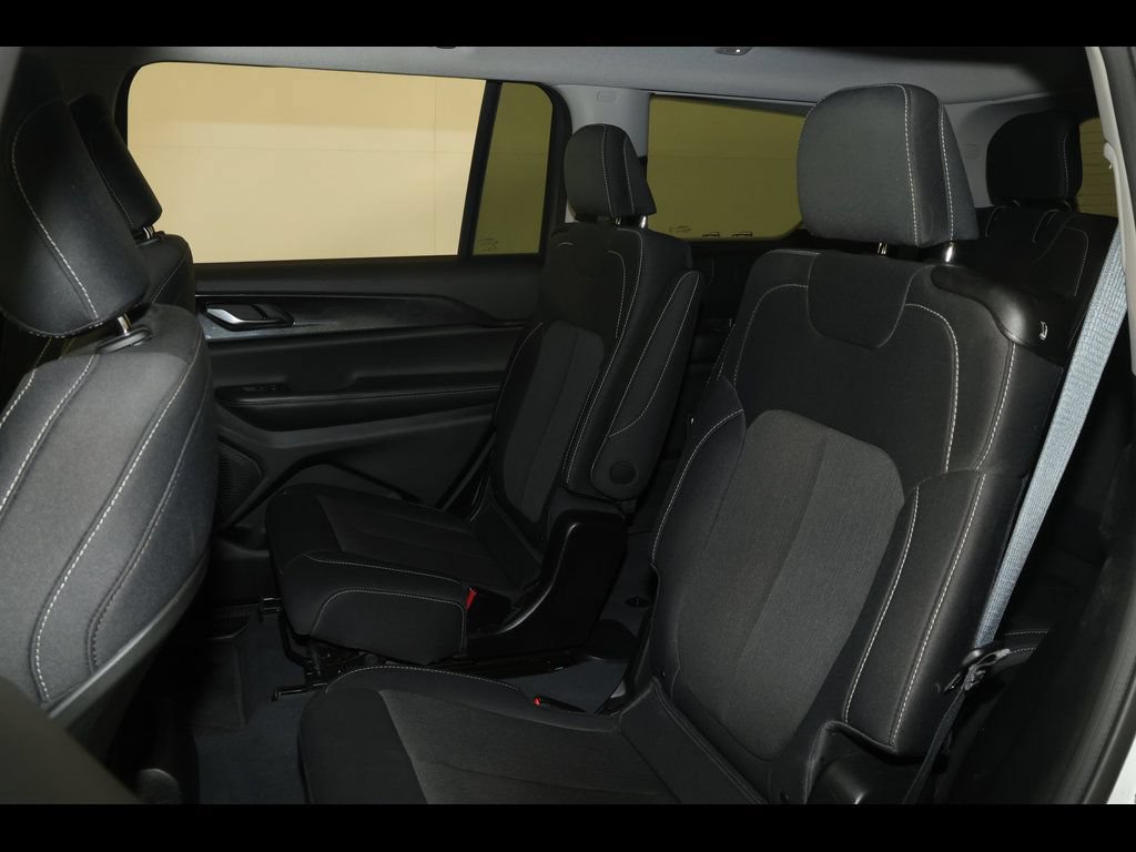 Certified 2023 Jeep Grand Cherokee L Laredo w/ Luxury Tech Group I AWD/4WD image 29