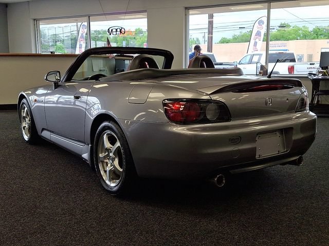 Used 2000 Honda S2000 image 5