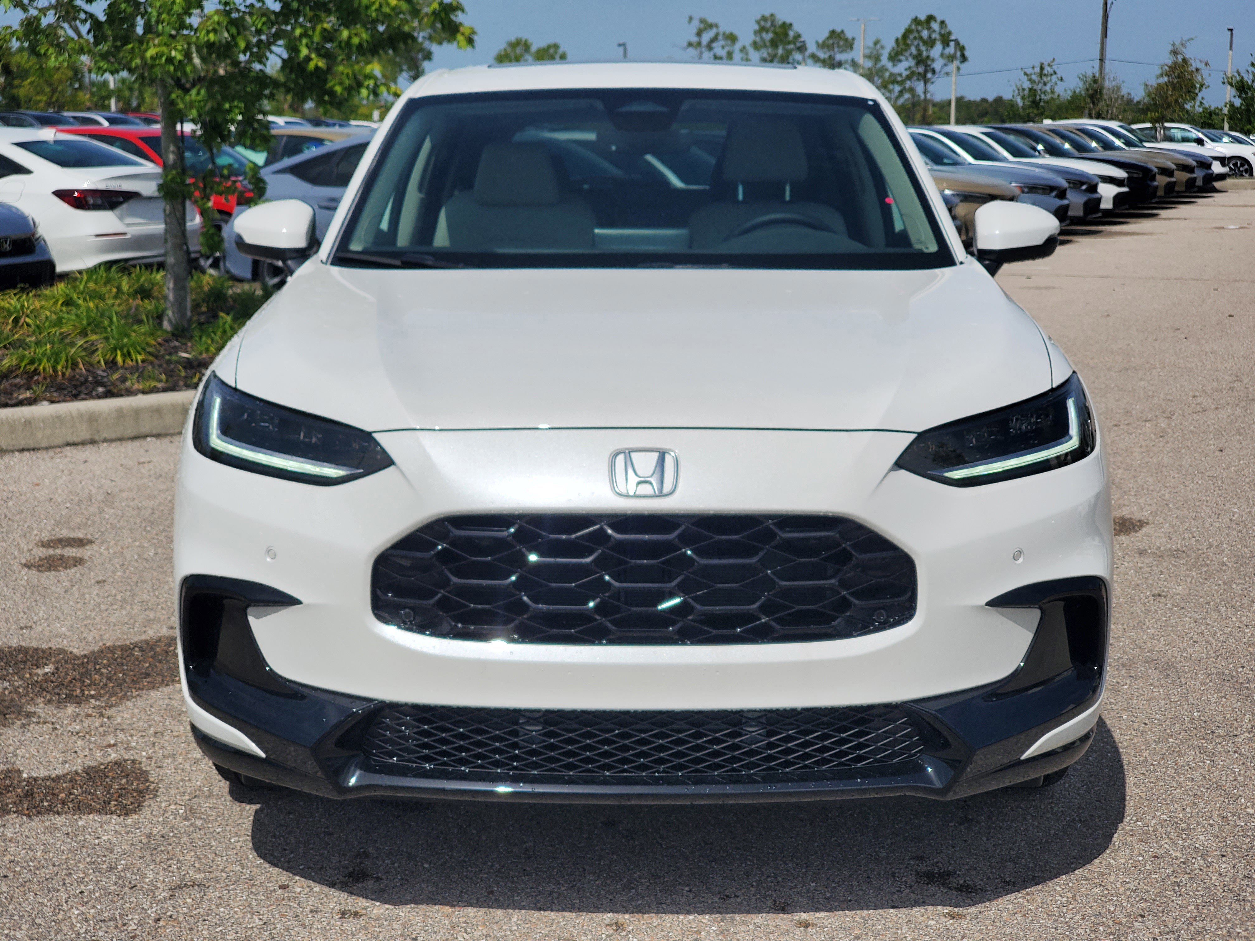 New 2026 Honda HR-V EX-L image 2
