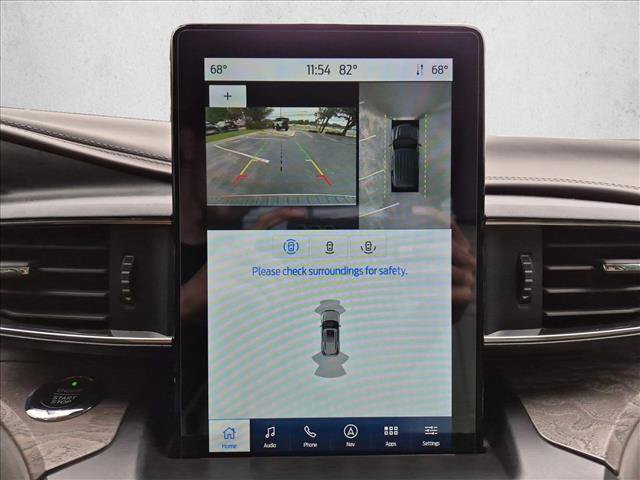 Used 2020 Ford Explorer Platinum w/ Premium Technology Package AWD/4WD image 14