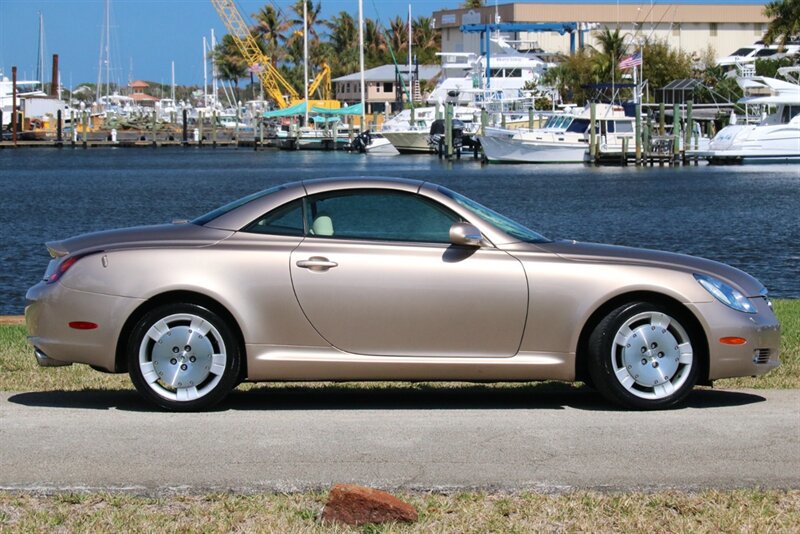 Used 2004 Lexus SC 430 Convertible RWD image 7