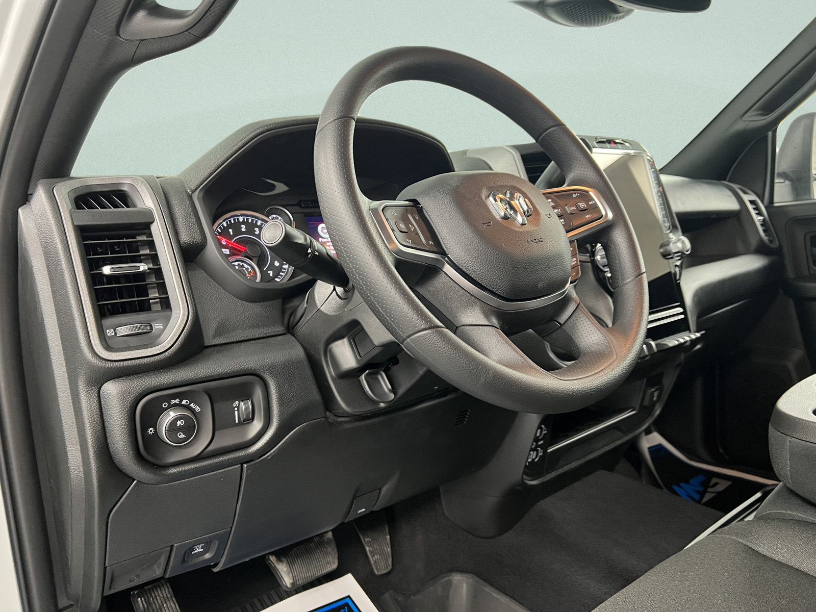 New 2027 RAM 2500 Tradesman AWD/4WD image 11