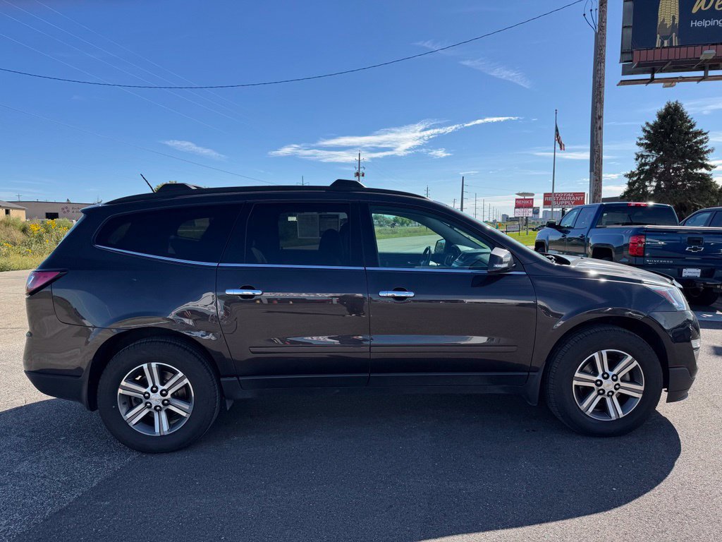 Used 2017 Chevrolet Traverse LT AWD/4WD image 38
