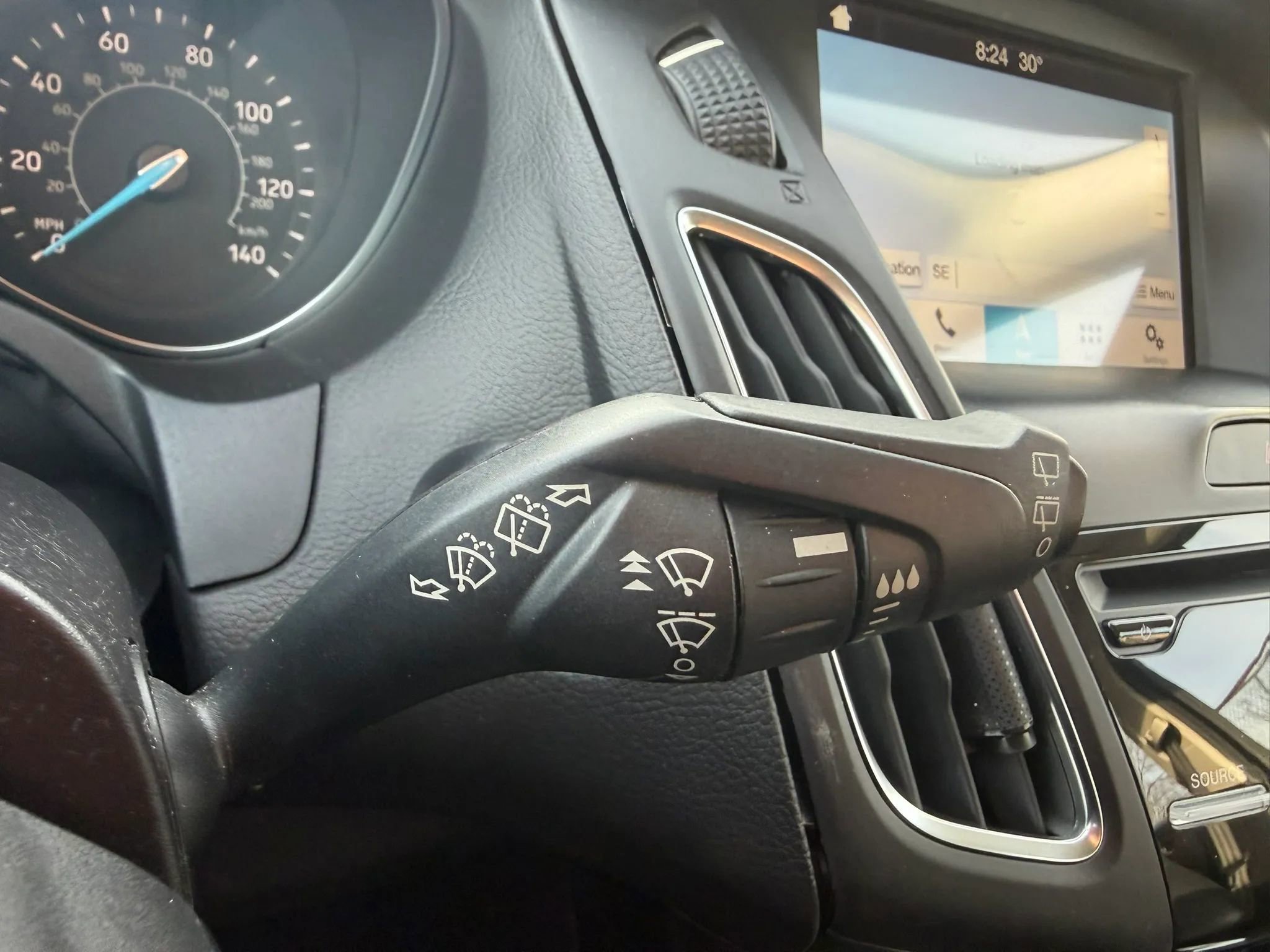 Used 2017 Ford Focus Titanium image 16