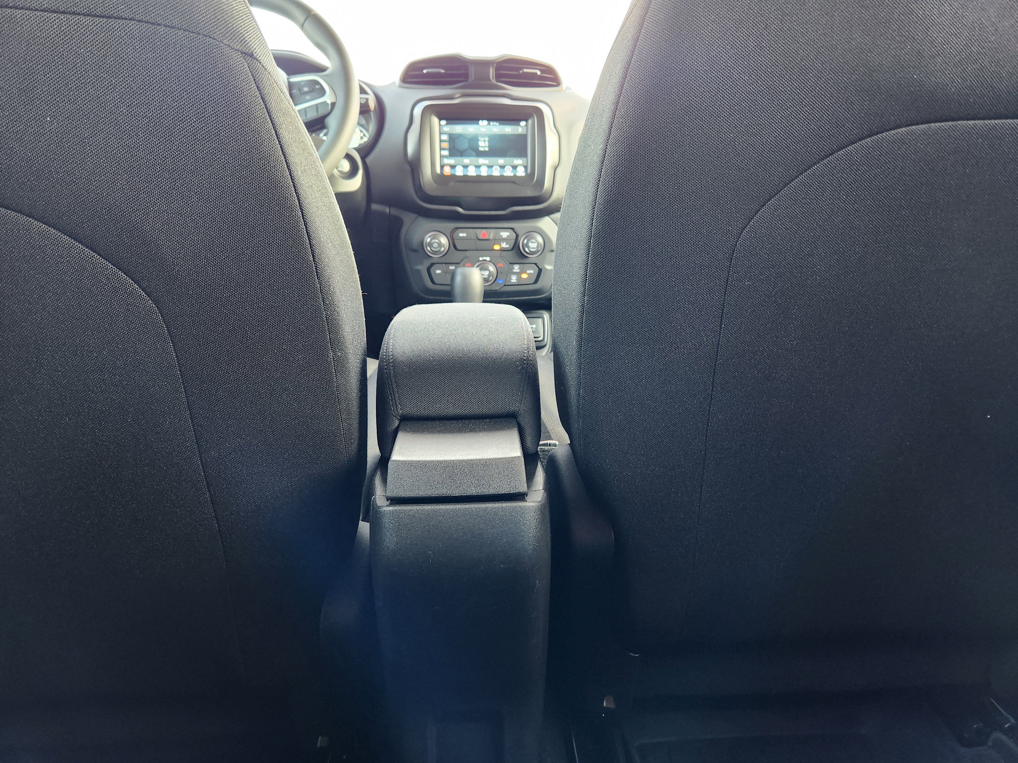 Used 2021 Jeep Renegade Sport w/ Sport Appearance Group FWD image 13