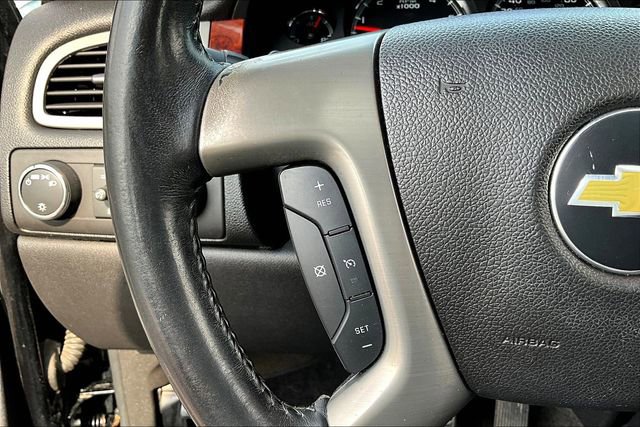 Used 2013 Chevrolet Suburban LT w/ Luxury Package image 11