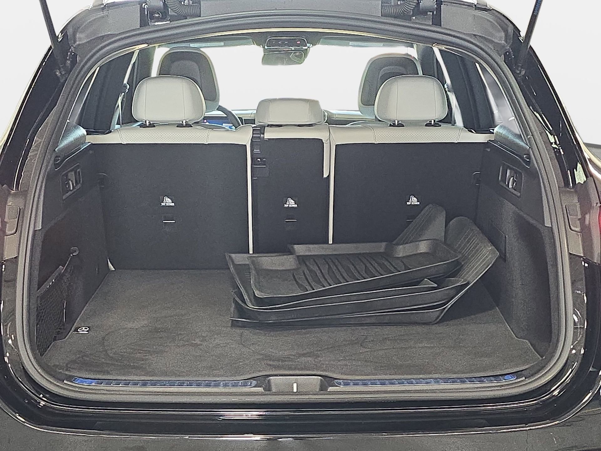 Certified 2025 Mercedes-Benz GLC 300 4MATIC image 12