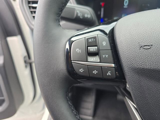 New 2025 Ford Escape SE w/ Class II Trailer Tow Package image 24