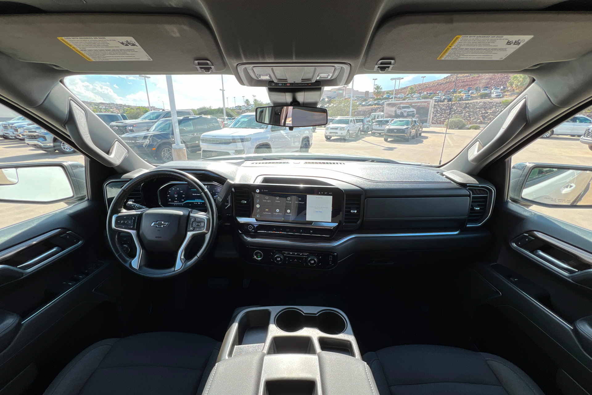 Used 2022 Chevrolet Silverado 1500 RST AWD/4WD image 10