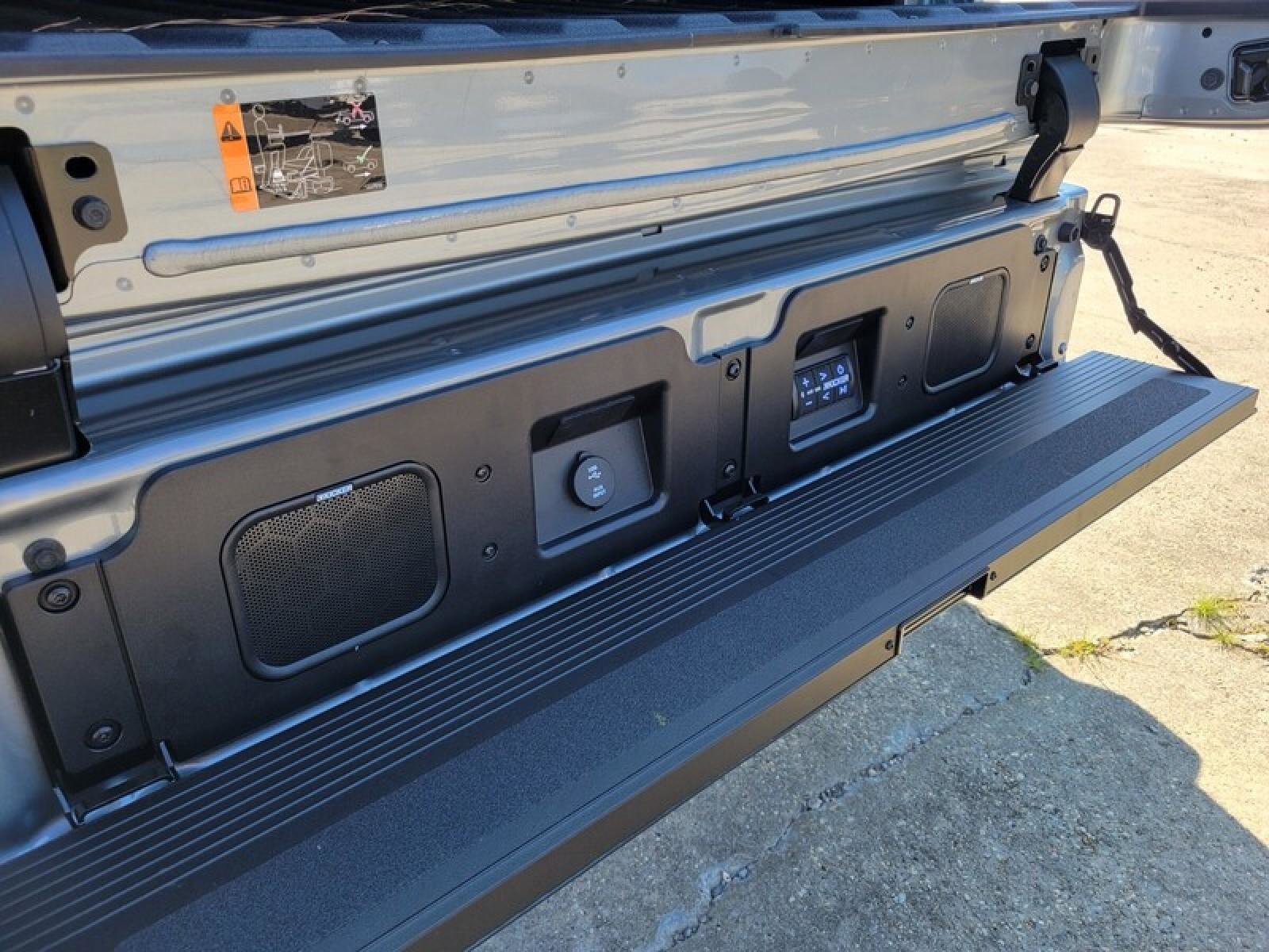 New 2026 GMC Sierra 1500 Denali Ultimate image 9