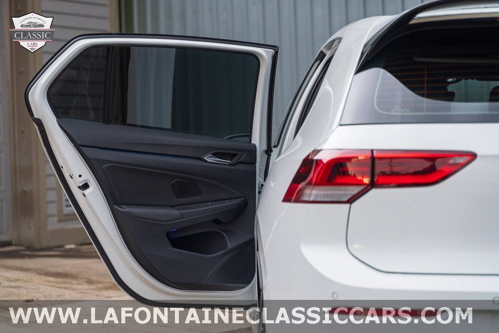 Used 2022 Volkswagen Golf R image 62