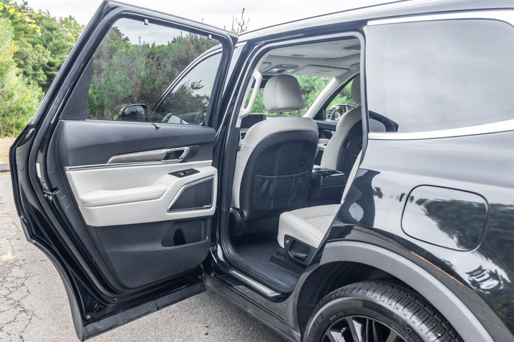 Used 2021 Kia Telluride SX w/ SX Prestige Package AWD/4WD image 24