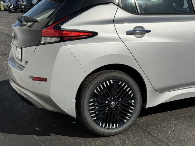 Used 2024 Nissan Leaf SV Plus image 27