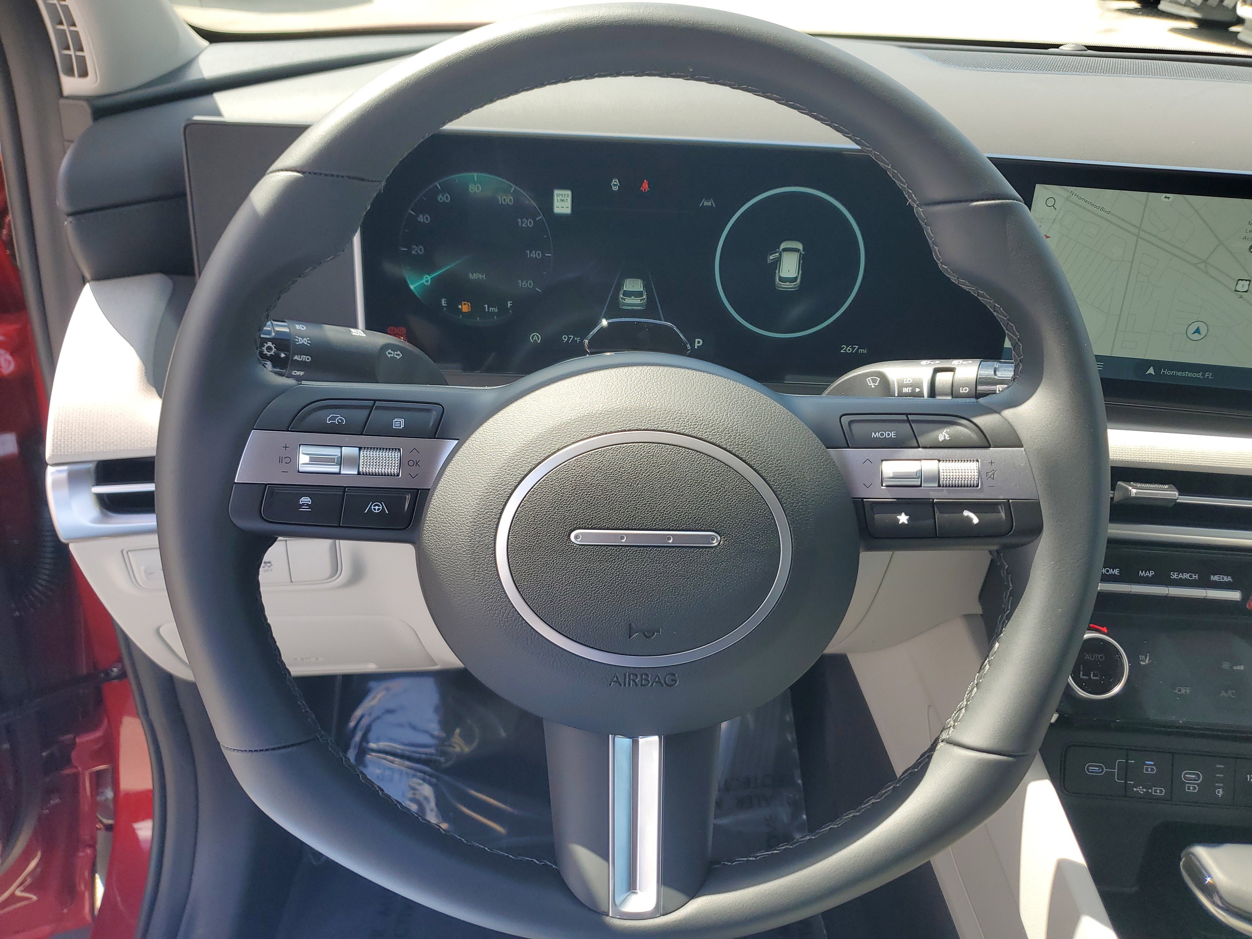 Used 2025 Hyundai Tucson SEL image 23