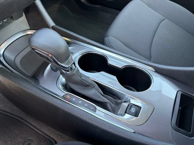Used 2023 Chevrolet Malibu LT FWD image 20