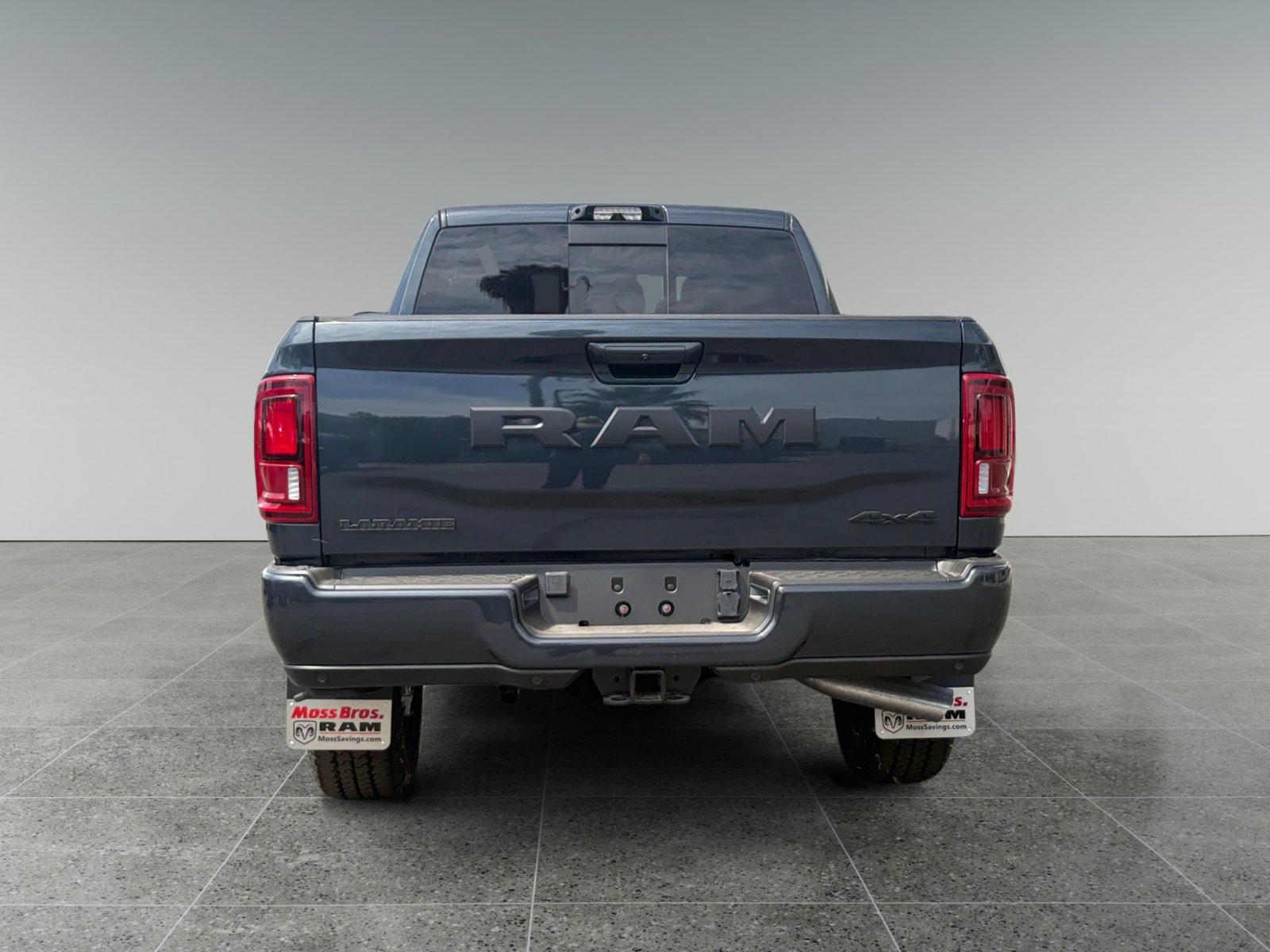 New 2026 RAM 3500 Laramie AWD/4WD image 4