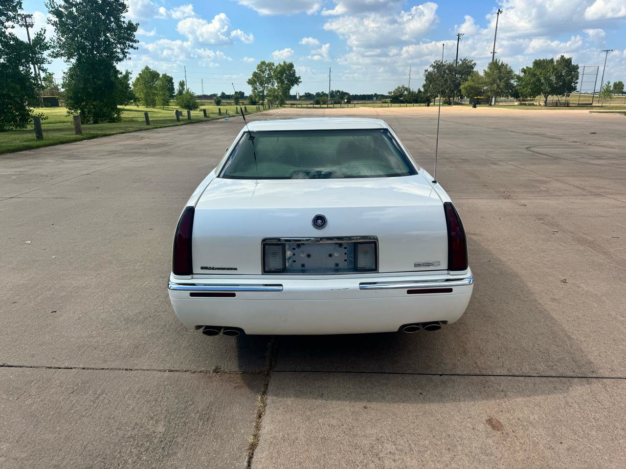 Used 2001 Cadillac Eldorado ESC w/ Comfort/Convenience Pkg FWD image 8
