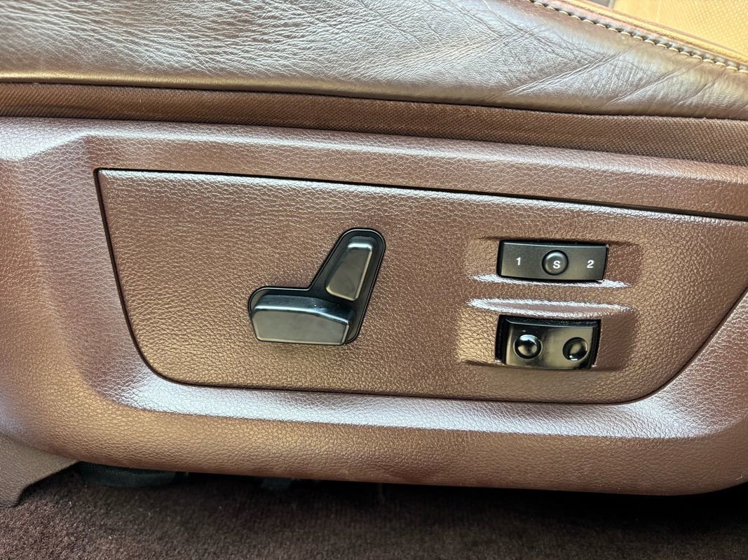 Used 2017 RAM 3500 Laramie Longhorn w/ Convenience Group image 16