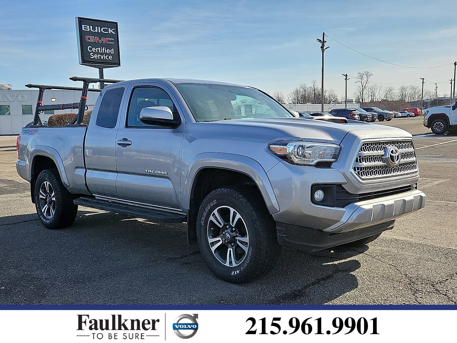 Used 2016 Toyota Tacoma TRD Sport w/ Towing Package image 1