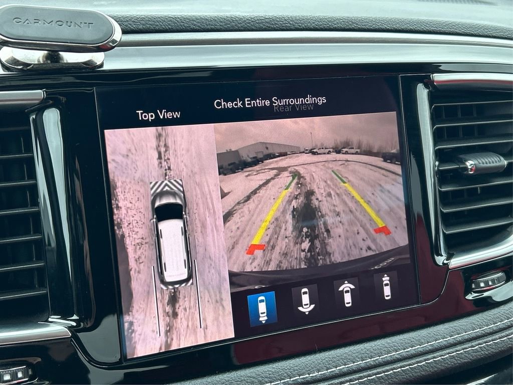 Used 2020 Chrysler Pacifica Limited w/ Quick Order Package 27H Red S image 32